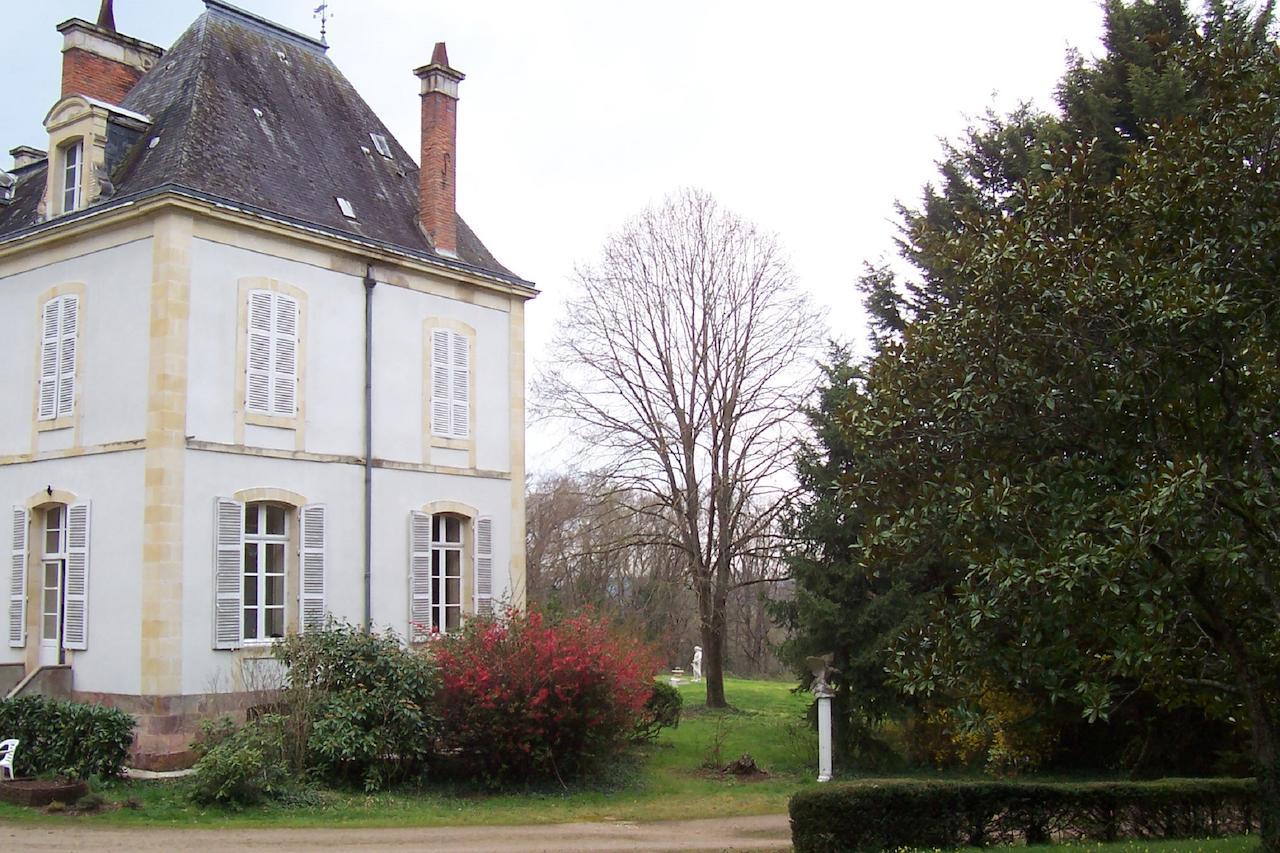 Chateau Champigny Bed and Breakfast Maillet  Zewnętrze zdjęcie