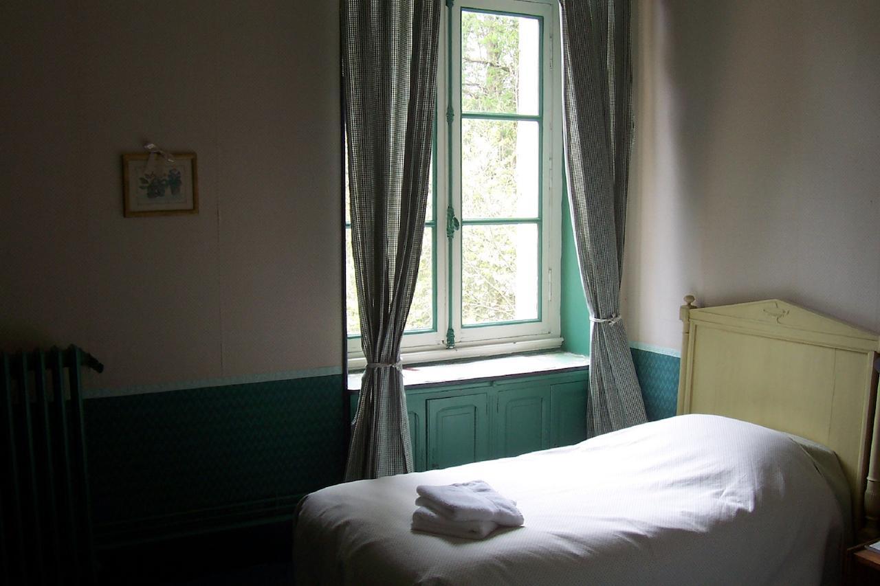 Chateau Champigny Bed and Breakfast Maillet  Pokój zdjęcie